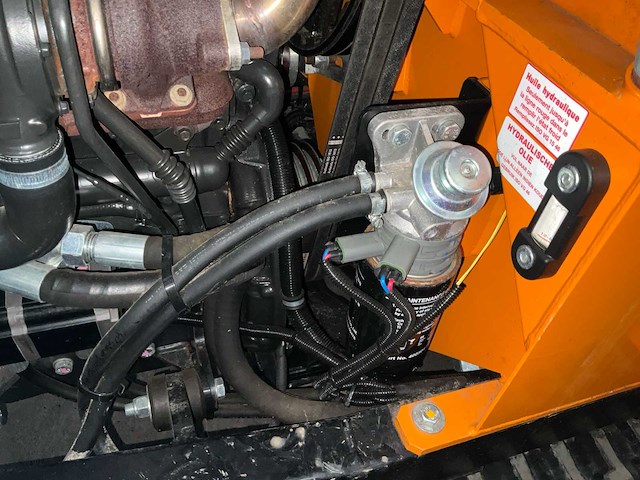 2024 först tr8d - rups-houtversnipperaar - afbeelding 20 van  30