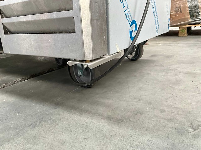 2024 ggm gastro zbf127d mobiele saladette - afbeelding 2 van  13