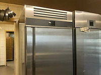 2024 ggmgastro btkf892 rvs vrieskast - afbeelding 1 van  5