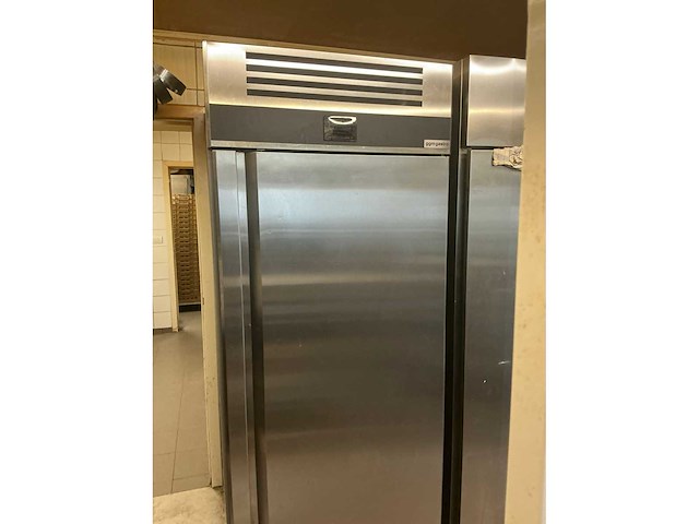 2024 ggmgastro btkf892 rvs vrieskast - afbeelding 2 van  5