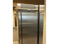 2024 ggmgastro btkf892 rvs vrieskast - afbeelding 2 van  5