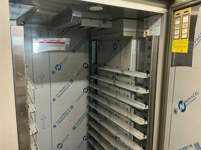 2024 ggmgastro btkf892 rvs vrieskast - afbeelding 4 van  5