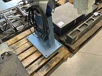 2024 hbm 75x200 backstand bandschuurmachine - afbeelding 4 van  5