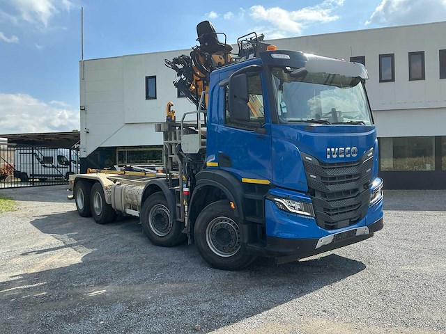 2024 iveco x-way 460 vrachtwagen met mec containerhaaksysteem en copma kraan - afbeelding 36 van  38