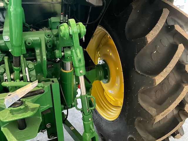 2024 john-deere 5100 m 4wd landbouwtractor - afbeelding 13 van  39