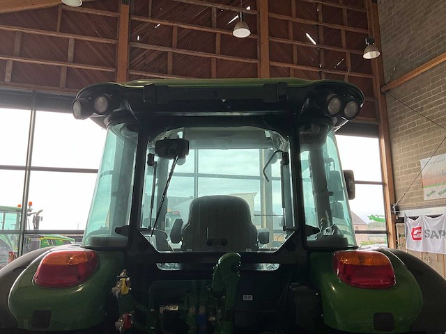 2024 john-deere 5100 m 4wd landbouwtractor - afbeelding 15 van  37
