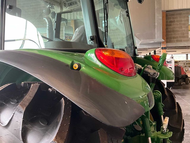 2024 john-deere 5100 m 4wd landbouwtractor - afbeelding 19 van  37