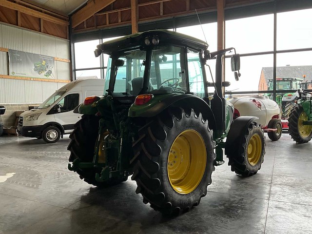 2024 john-deere 5100 m 4wd landbouwtractor - afbeelding 33 van  37