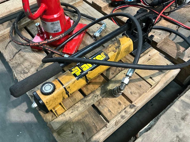 2024 jung jhs 10 hydraulische krik - afbeelding 1 van  2