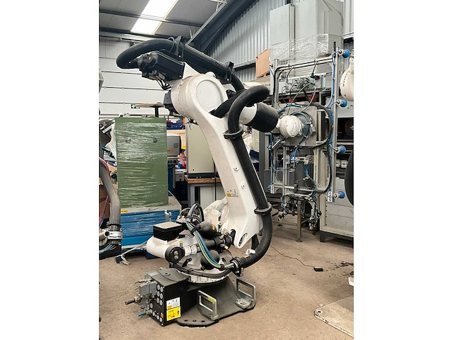 2024 kuka quantec-2 kr 210 r2700 industriële robot - afbeelding 2 van  18