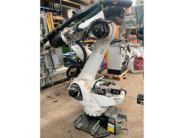 2024 kuka quantec-2 kr 210 r2700 industriële robot - afbeelding 3 van  18