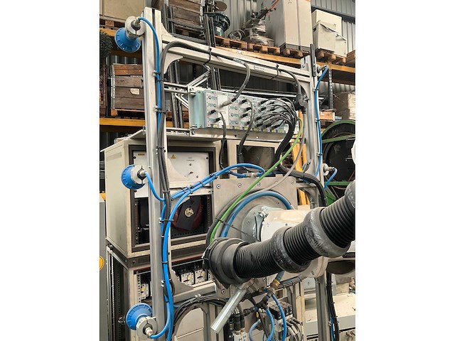 2024 kuka quantec-2 kr 210 r2700 industriële robot - afbeelding 14 van  18