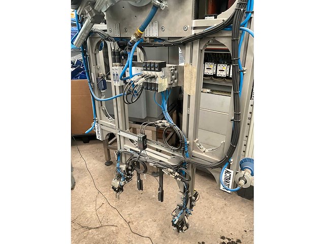 2024 kuka quantec-2 kr 210 r2700 industriële robot - afbeelding 6 van  13