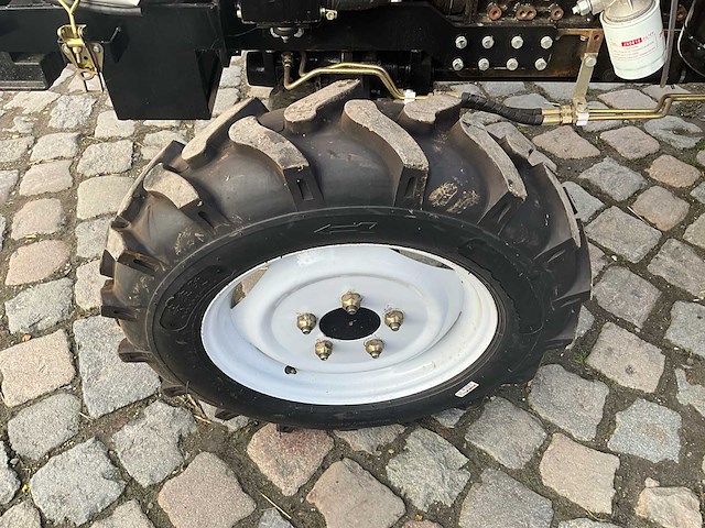 2024 li tore 504 nieuwe 4wd landbouwtractor - afbeelding 22 van  36
