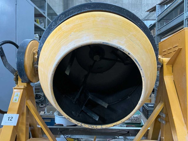2024 lisprene lis t360 betonmolen - afbeelding 4 van  4