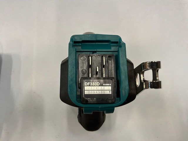 2024 makita df333d schroefboormachine (2x) - afbeelding 7 van  7