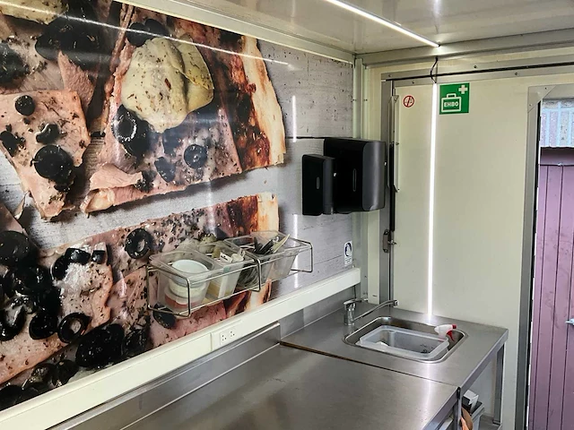 2024 megamobil foodtruck aanhangwagen - afbeelding 20 van  39