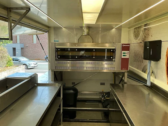 2024 megamobil foodtruck aanhangwagen - afbeelding 13 van  39