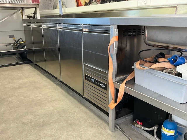 2024 megamobil foodtruck aanhangwagen - afbeelding 38 van  39