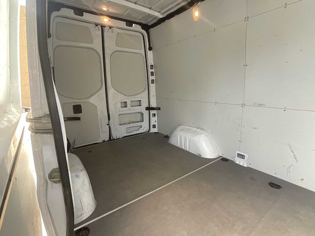 2024 mercedes-benz sprinter 317 cdi auto - afbeelding 18 van  31