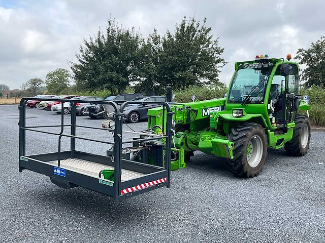 2024 merlo p40.14plus verreiker met bijhorende kooi en lier - afbeelding 1 van  86