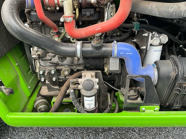 2024 merlo p40.14plus verreiker met bijhorende kooi en lier - afbeelding 64 van  86