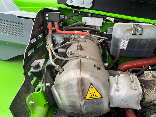 2024 merlo p40.14plus verreiker met bijhorende kooi en lier - afbeelding 69 van  86