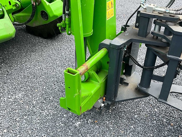 2024 merlo p40.14plus verreiker met bijhorende kooi en lier - afbeelding 20 van  78