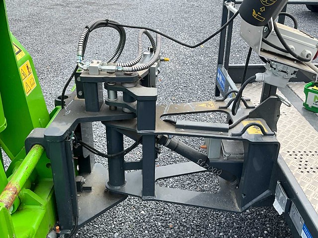 2024 merlo p40.14plus verreiker met bijhorende kooi en lier - afbeelding 21 van  78