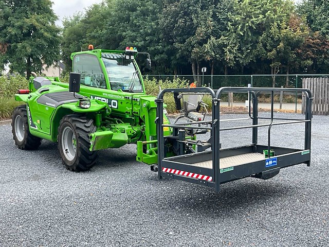 2024 merlo p40.14plus verreiker met bijhorende kooi en lier - afbeelding 64 van  78