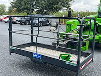 2024 merlo p40.14plus verreiker met bijhorende kooi en lier - afbeelding 78 van  78