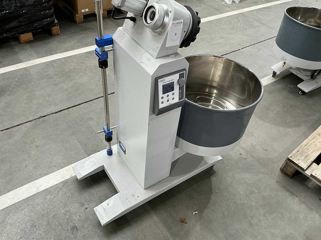 2024 rotary evaporator r-1050 rotatieverdamper - afbeelding 4 van  7