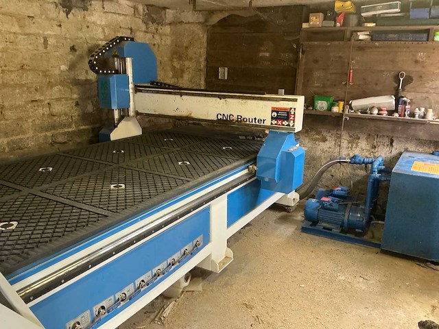 2024 songli cnc-freesmachine - afbeelding 1 van  11