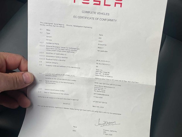 2024 tesla model y long dual range personenauto - afbeelding 9 van  17