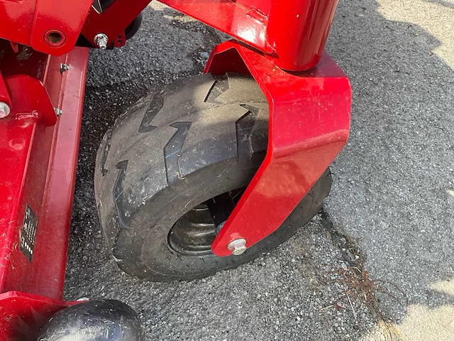 2024 toro titan zxm6075 tractor-type grasmaaier - afbeelding 8 van  21