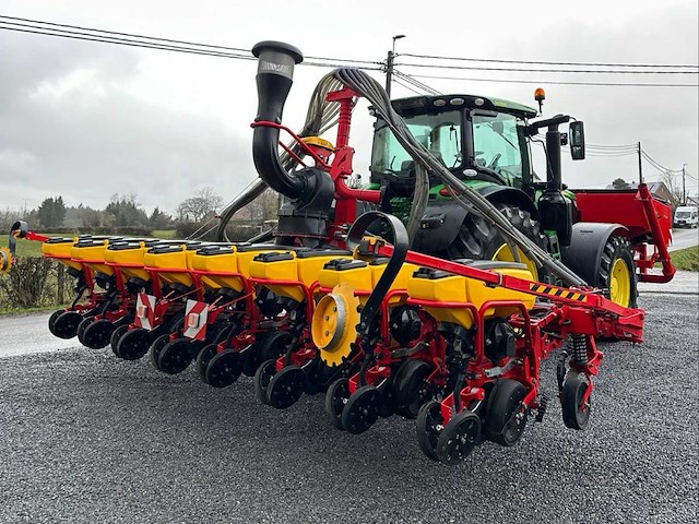 2024 tpv 12 (8 rijen) vaderstad zaaimachine - afbeelding 10 van  16