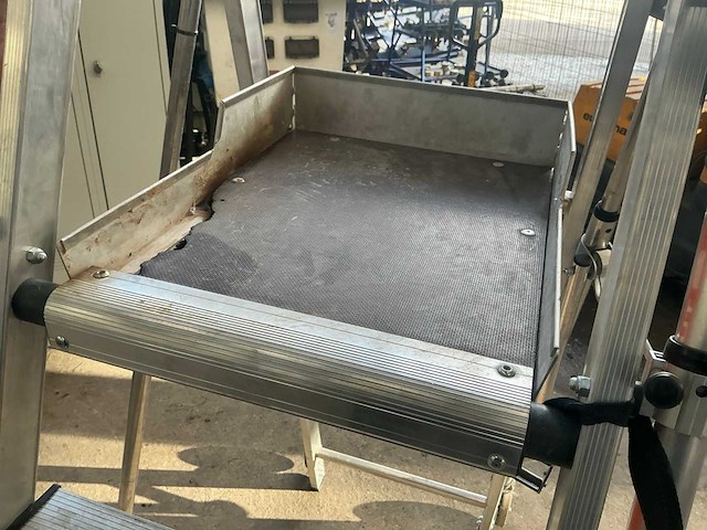 2024 tubesca 1x5 opvouwbare uitschuifbare bordesladder - afbeelding 4 van  7