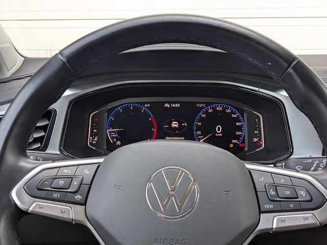 2024 volkswagen t-roc 1.0 tsi life business - 46000km - airco, navigatie,… - euro 6d - afbeelding 3 van  43