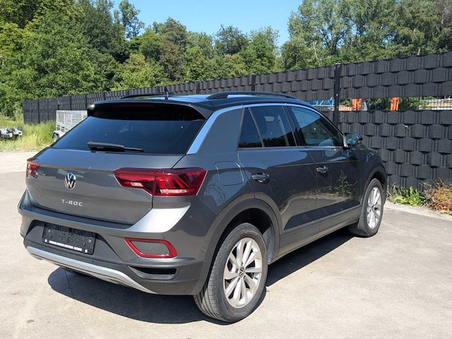 2024 volkswagen t-roc 1.0 tsi life business - 46000km - airco, navigatie,… - euro 6d - afbeelding 34 van  43