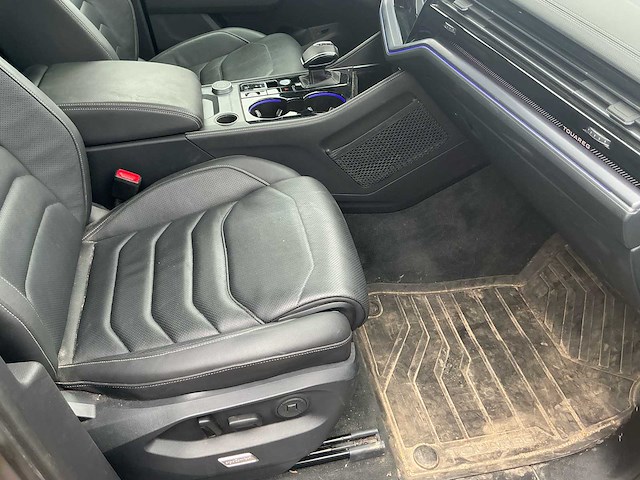 2024 volkswagen touareg cr lichte vracht - afbeelding 21 van  51