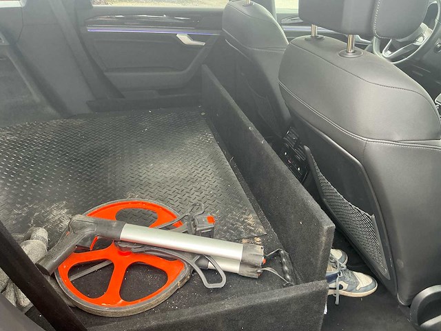 2024 volkswagen touareg cr lichte vracht - afbeelding 25 van  51