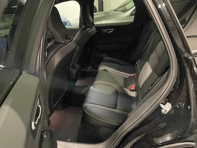2024 volvo xc60 2.0i r-design personenauto - afbeelding 6 van  20