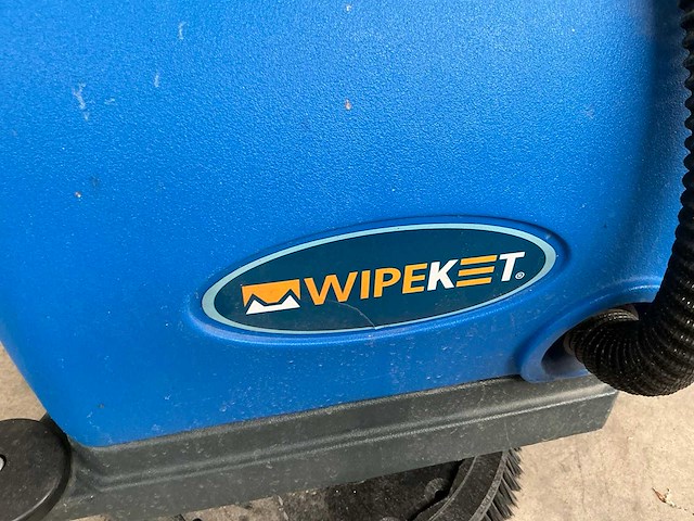 2024 wipek swm30 vloerschrobzuigmachine - afbeelding 4 van  8