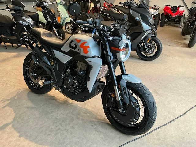 2024 zontes gk sport scafe 350 motorfiets - afbeelding 9 van  14