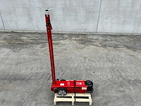 2025 - ay80 - garagekrik - afbeelding 1 van  10