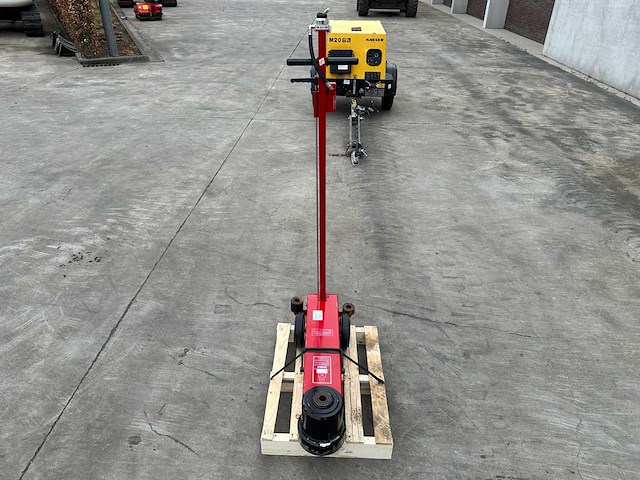 2025 - ay80 - garagekrik - afbeelding 9 van  10