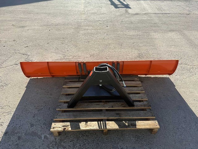 2025 - nieuw - sneeuwschuiver - afbeelding 4 van  9