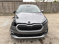 2025 - skoda - fabia - 4 1.0 tsi - 12v turbo - schadewagen - afbeelding 8 van  22