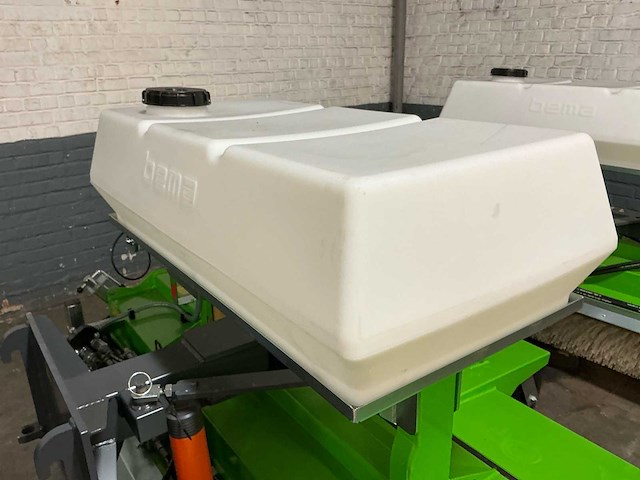 2025 bema 20 dual 2050mm met zijborstel en watervernevelaar borstemachine - afbeelding 9 van  9
