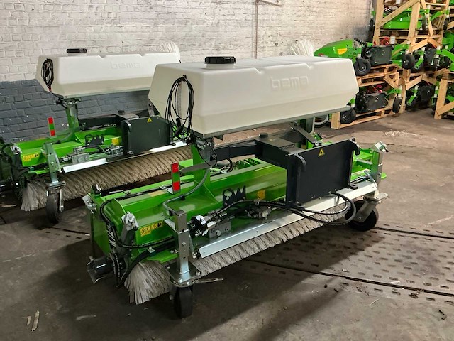2025 bema 20 dual met zijborstel & watervernevelaar bortstelmachine - afbeelding 3 van  9